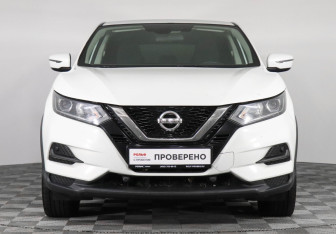 Подержанный автомобиль Nissan Qashqai 2021 года (2 фото)