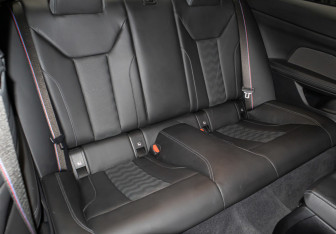 Подержанный автомобиль BMW M4 Coupe 2021 года (11 фото)