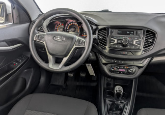 Подержанный автомобиль LADA (ВАЗ) Vesta Wagon 2021 года (25 фото)