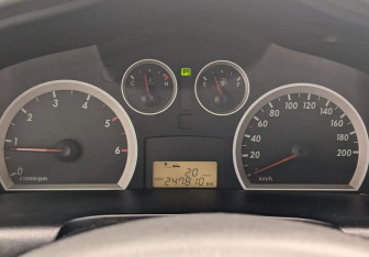 Подержанный автомобиль Hyundai Santa Fe 2008 года (13 фото)
