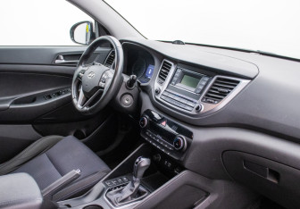 Подержанный автомобиль Hyundai Tucson 2016 года (10 фото)