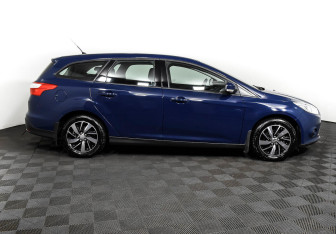 Подержанный автомобиль Ford Focus Wagon 2012 года (4 фото)
