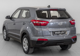 Подержанный автомобиль Hyundai Creta 2020 года (7 фото)