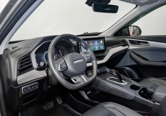 Подержанный автомобиль Haval F7 2024 года (16 фото)