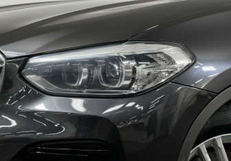 Подержанный автомобиль BMW X3 2018 года (8 фото)