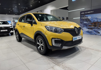 Подержанный автомобиль Renault Kaptur 2018 года (3 фото)