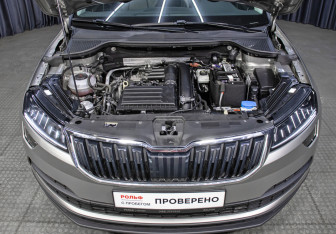 Подержанный автомобиль Skoda Karoq 2020 года (9 фото)