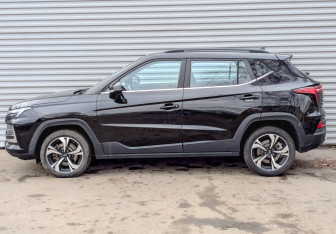 Подержанный автомобиль Москвич 3 2023 года (8 фото)