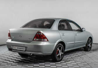 Подержанный автомобиль Nissan Almera Classic 2007 года (5 фото)