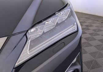 Подержанный автомобиль Lexus RX 2017 года (11 фото)