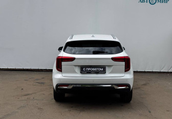 Подержанный автомобиль Haval Jolion 2023 года (7 фото)