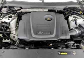 Подержанный автомобиль Land Rover Defender Suv 2021 года (9 фото)