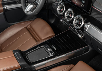 Новый Mercedes-Benz GLB 2025 (17 фото)