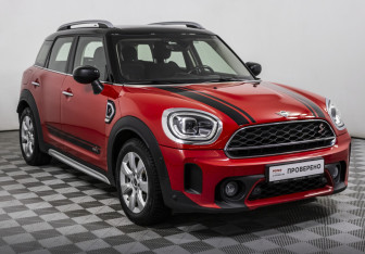 Подержанный автомобиль MINI Countryman 2022 года (3 фото)
