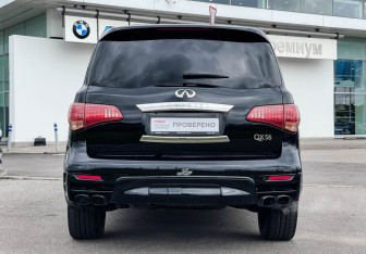 Подержанный автомобиль Infiniti QX56 2013 года (6 фото)