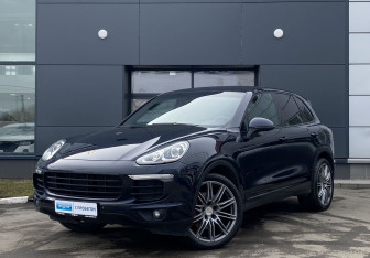 Подержанный автомобиль Porsche Cayenne 2015 года (1 фото)