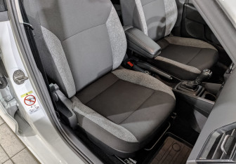 Подержанный автомобиль Skoda Rapid Liftback 2021 года (24 фото)