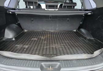 Подержанный автомобиль Kia Sorento 2009 года (19 фото)