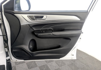 Подержанный автомобиль Haval M6 2024 года (24 фото)