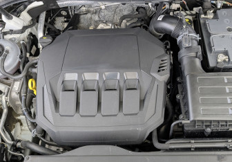 Подержанный автомобиль Volkswagen Tiguan 2021 года (9 фото)