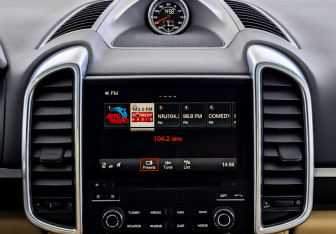 Подержанный автомобиль Porsche Cayenne 2017 года (15 фото)