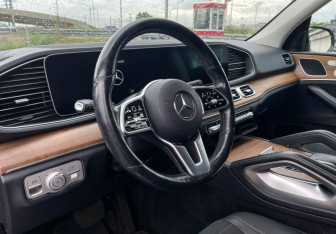Подержанный автомобиль Mercedes-Benz GLE 2019 года (13 фото)