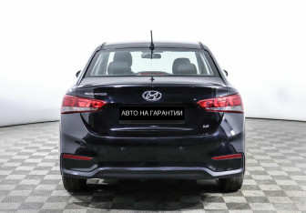 Подержанный автомобиль Hyundai Solaris Sedan 2018 года (4 фото)