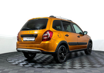 Подержанный автомобиль LADA (ВАЗ) Granta Wagon 2020 года (5 фото)