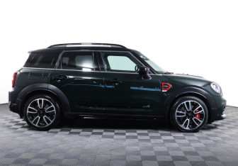 Подержанный автомобиль MINI Countryman 2021 года (4 фото)