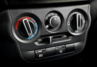 Подержанный автомобиль LADA (ВАЗ) Granta Liftback 2023 года (25 фото)