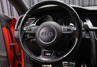 Подержанный автомобиль Audi S5 Liftback 2014 года (18 фото)