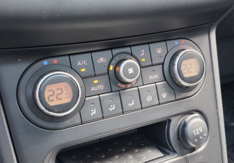 Подержанный автомобиль Nissan Qashqai 2010 года (14 фото)