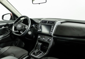 Подержанный автомобиль Hyundai Creta 2021 года (7 фото)