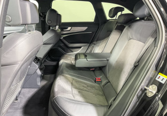 Подержанный автомобиль Audi A6 Wagon 2019 года (10 фото)