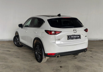 Подержанный автомобиль Mazda CX-5 2018 года (4 фото)