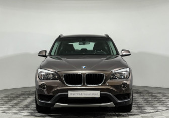 Подержанный автомобиль BMW X1 2014 года (3 фото)