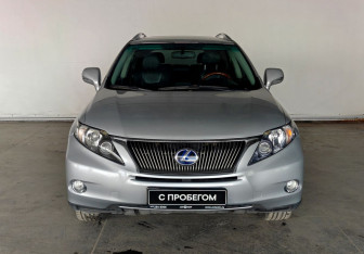 Подержанный автомобиль Lexus RX 2010 года (2 фото)