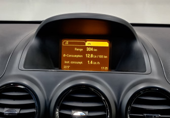 Подержанный автомобиль Opel Antara 2012 года (29 фото)