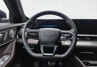 Подержанный автомобиль Chery Tiggo 8 Pro Max 2023 года (12 фото)