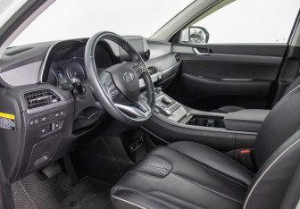 Подержанный автомобиль Hyundai Palisade 2019 года (10 фото)