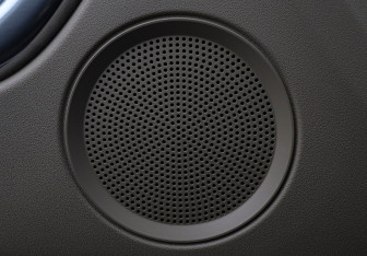 Подержанный автомобиль Land Rover Discovery Sport 2016 года (17 фото)