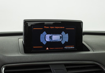 Подержанный автомобиль Audi Q3 2014 года (14 фото)