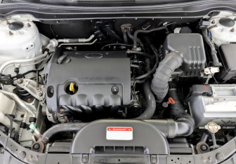 Подержанный автомобиль Kia Ceed Hatchback 2010 года (9 фото)