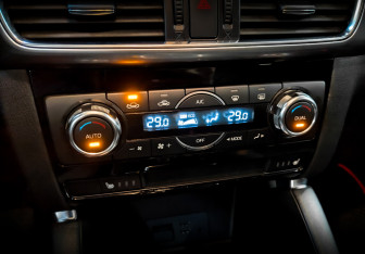 Подержанный автомобиль Mazda CX-5 2016 года (25 фото)