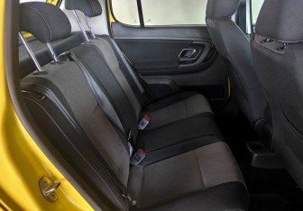 Подержанный автомобиль Skoda Fabia Hatchback 2010 года (10 фото)