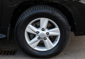 Подержанный автомобиль Lexus LX 2013 года (28 фото)