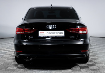 Подержанный автомобиль Audi A3 Sedan 2018 года (6 фото)