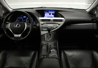 Подержанный автомобиль Lexus RX 2013 года (8 фото)