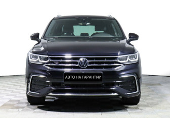 Подержанный автомобиль Volkswagen Tiguan 2021 года (2 фото)