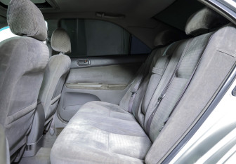 Подержанный автомобиль Toyota Camry Sedan 2002 года (12 фото)